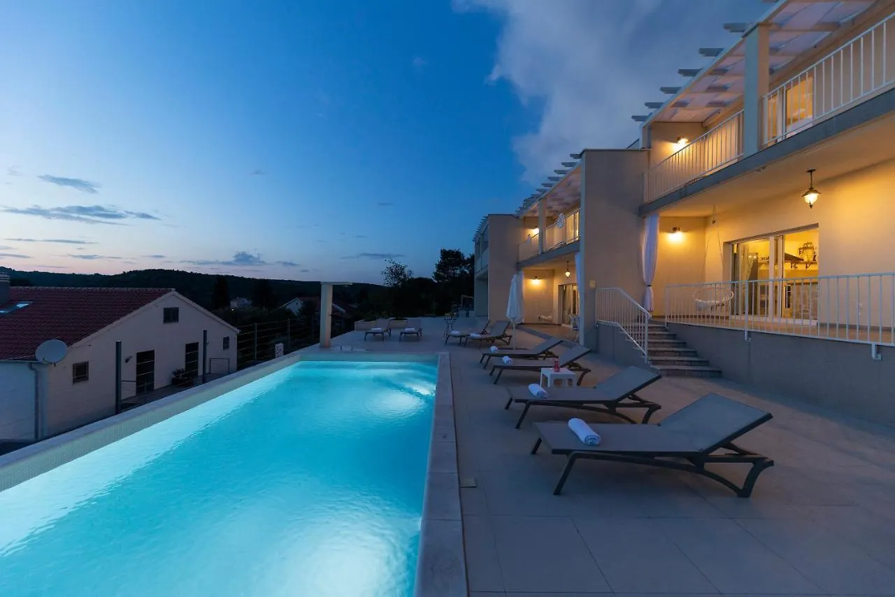 Tilagus Holiday Villa - Perla Zman Apartment